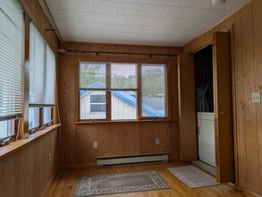 460 N Main St, Unit Upper A in Penn Yan, NY - Building Photo - Building Photo