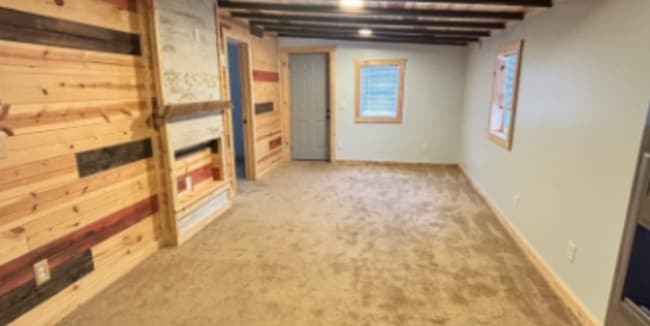 property at 815 Salmon Ave