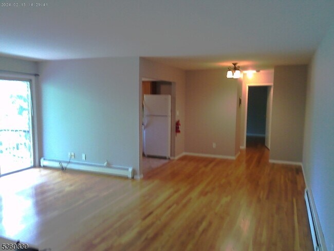521 Andria Ave in Hillsborough, NJ - Building Photo - Building Photo