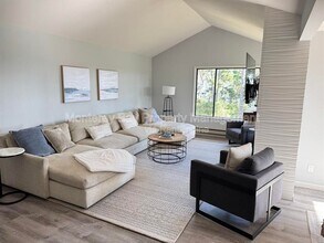 76 Ocean Pines Ln in Pebble Beach, CA - Building Photo - Building Photo