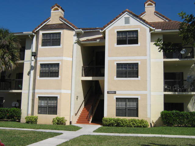 11225 W Atlantic Blvd in Coral Springs, FL - Foto de edificio - Building Photo