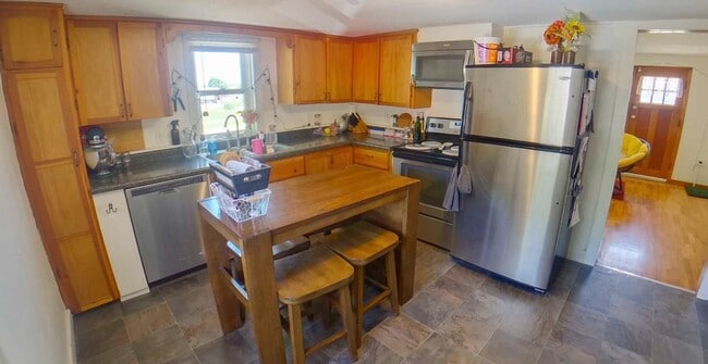 property at 402 Bluemont Ave