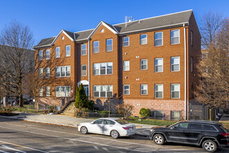 1404 11th St NW in Washington, DC - Building Photo - Building Photo