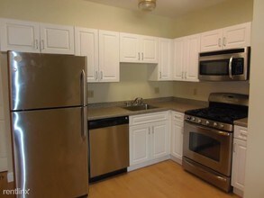 21 Brookline St-Unit -Unit 302 in Cambridge, MA - Building Photo - Building Photo