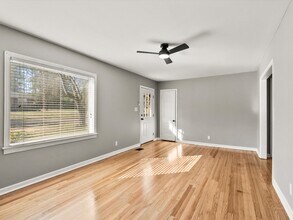 1403 Lowell Dr SE in Huntsville, AL - Building Photo - Building Photo