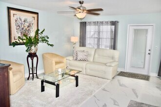 364 Keswick C in Deerfield Beach, FL - Building Photo - Building Photo