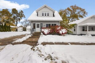 742 S 23rd St in South Bend, IN - Building Photo