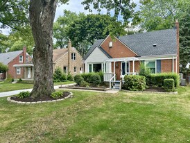 1914 N Wilson Ave in Royal Oak, MI - Building Photo