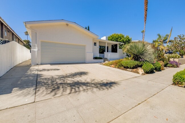 property at 1158 Thomas Ave