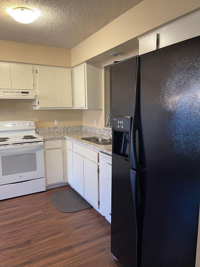 17 Lindsay Ln in Hot Springs Village, AR - Building Photo - Building Photo