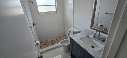 2209 NE 2nd St in Pompano Beach, FL - Building Photo - Building Photo