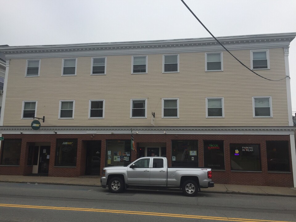 38 Central St, Unit 1 in Ipswich, MA - Building Photo