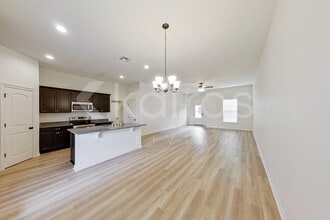 101 Salvat Dr in Lafayette, LA - Building Photo - Building Photo