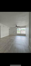 12840 SW 43rd Dr in Miami, FL - Building Photo - Building Photo