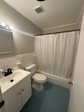 123 S Sam Davis Ave in Pulaski, TN - Foto de edificio - Building Photo