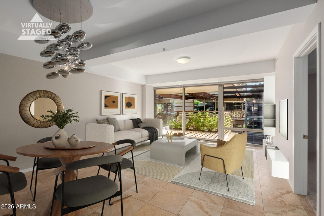 7117 E Rancho Vista Dr in Scottsdale, AZ - Building Photo