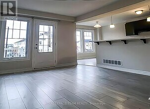 388 Willow Aster Cir in Ottawa, ON - Building Photo - Building Photo