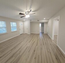 8004 Lifford St in Benbrook, TX - Building Photo - Building Photo