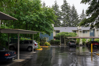 Redwoods in Redmond, WA - Building Photo - Building Photo