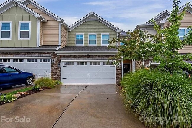 property at 988 Pennington Dr