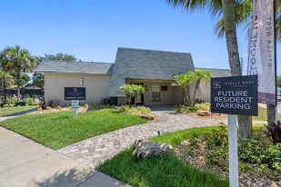 Stella West Apartments
