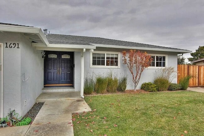 property at 1691 Morning Glory Ln