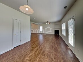 16112 Stuarts Draft Ct in Charlotte, NC - Building Photo - Building Photo