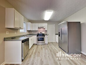 915 Riley Farm Ln in Douglasville, GA - Building Photo - Building Photo