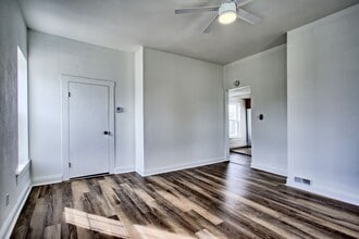 237 S Fillmore St in Edwardsville, IL - Building Photo - Building Photo