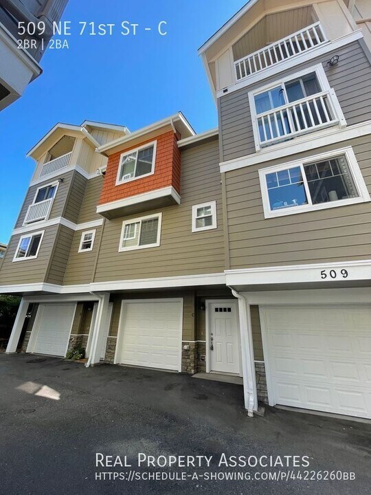 509 NE 71st St in Seattle, WA - Building Photo