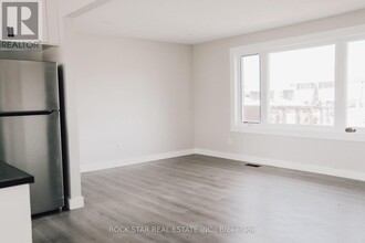 69 Austin Dr in Hamilton, ON - Building Photo - Building Photo