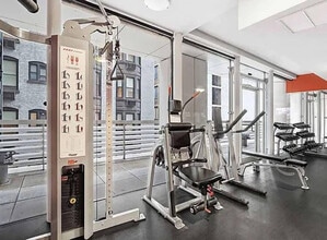 70 W 45th St in New York, NY - Foto de edificio - Building Photo