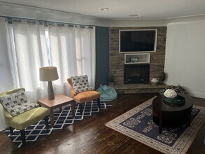 115 16th St NE in Rochester, MN - Foto de edificio - Building Photo