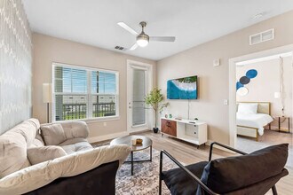 12630 Dream Fls Cir in Orlando, FL - Building Photo - Building Photo