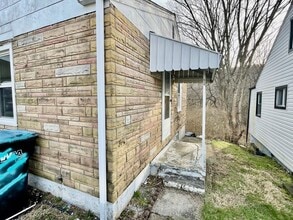 141 Carroll St in Aliquippa, PA - Building Photo - Building Photo