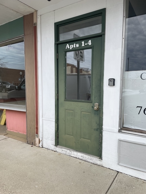 property at 113 N Harrison St