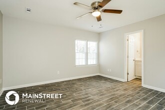 1915 Collier Rd in Durham, NC - Foto de edificio - Building Photo