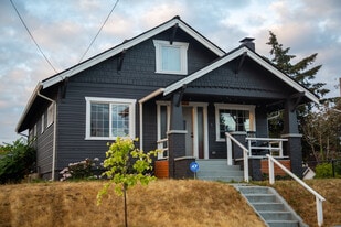 1682 S 40th St in Tacoma, WA - Building Photo