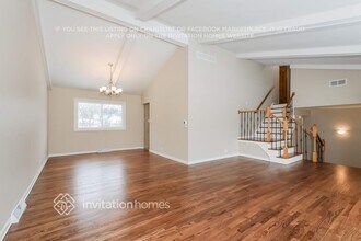 461 N Wesley Dr in Addison, IL - Foto de edificio - Building Photo