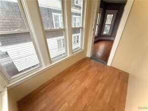 367 Furman St in Syracuse, NY - Building Photo - Building Photo