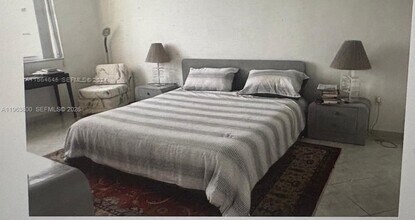 300 Bayview Dr, Unit 1908 in Sunny Isles Beach, FL - Foto de edificio - Building Photo