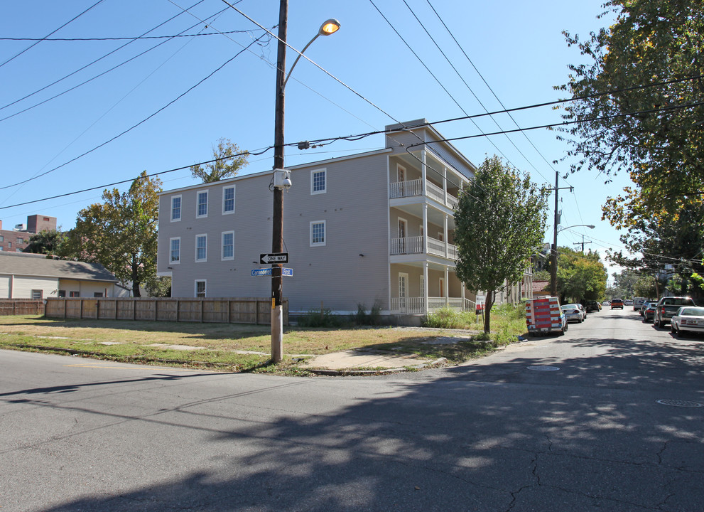 1425 1st St in New Orleans, LA - Building Photo