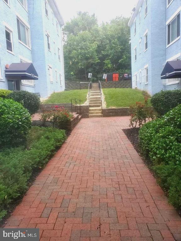 property at 742 Brandywine St SE