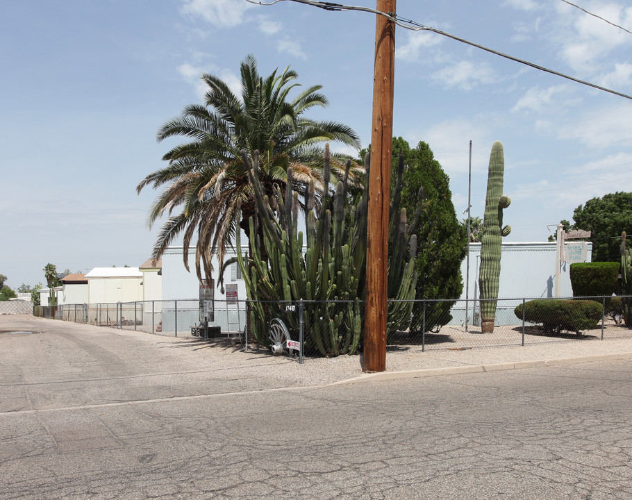 Desert Aire in Tucson, AZ - Foto de edificio