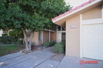 805 Sesnon St in Bakersfield, CA - Building Photo - Building Photo