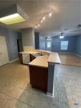 101 Red Oak Ct in Victoria, TX - Building Photo - Building Photo