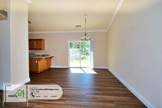 3966 Cambria Dr in Redding, CA - Building Photo - Building Photo