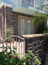 211 7th St in Huntington Beach, CA - Building Photo - Building Photo