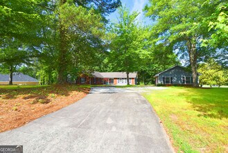 98 Woodvalley Dr in Fayetteville, GA - Building Photo - Building Photo