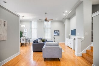 323 Race St in Philadelphia, PA - Foto de edificio - Building Photo